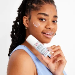 First Aid Beauty Ultra Repair Face Moisturiser (50ml) -Wellagy Store 11054500 1064910109498246