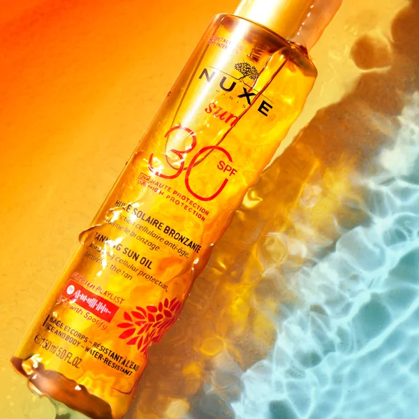NUXE Sun Tanning Oil Face And Body SPF 30 (150ml) 6 NUXE Sun Tanning Oil Face And Body SPF 30 (150ml) - Image 4