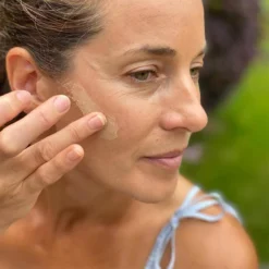 Balance Me BB Hyaluronic Skin Tint SPF25 40ml -Wellagy Store 11419266 1764898481079326