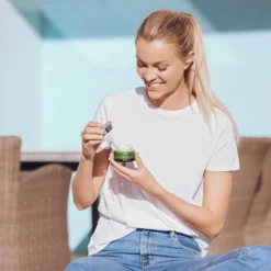 AHAVA Mineral Radiance Day Cream SPF15 50ml -Wellagy Store 11582324 1384902421072224